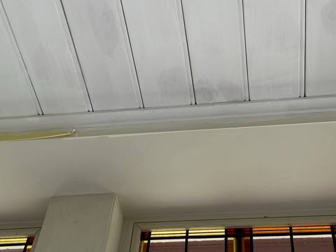 Veranda (mājas aizmugurē) — defekts 2